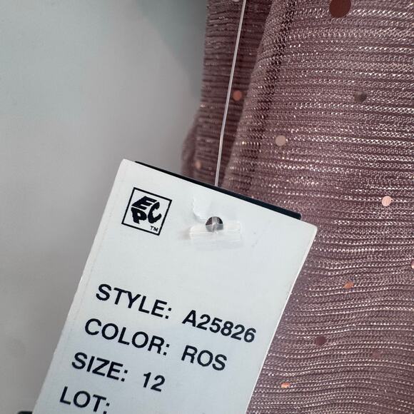 Betsy & Adam Women's Metallic Sequin Flutter-Sleeve Gown Rose Pink Size 12 NWT - Picture 8 of 10